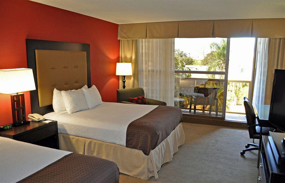 Sawgrass Grand Hotel And Suites Sports Complex Sunrise Buitenkant foto