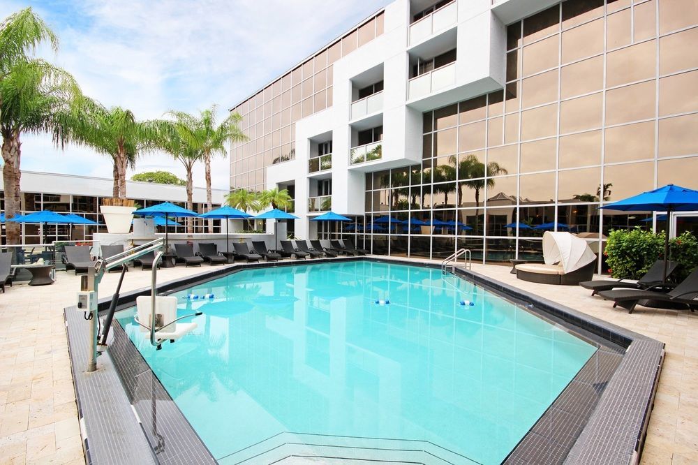 Sawgrass Grand Hotel And Suites Sports Complex Sunrise Buitenkant foto